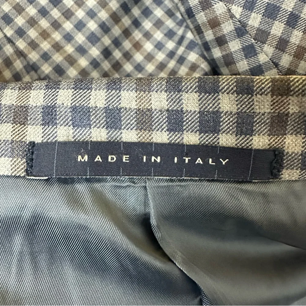 Pal Zileri stylish checkered